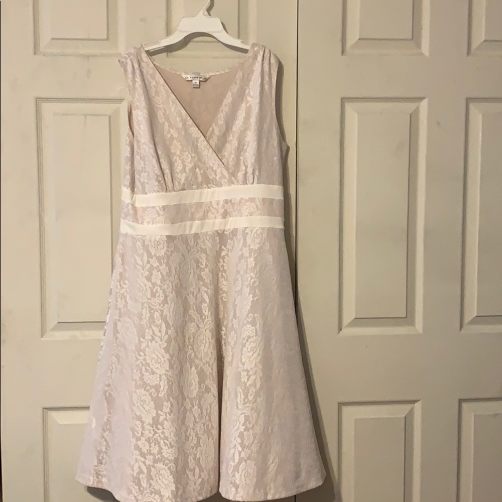Women’s Laced dress